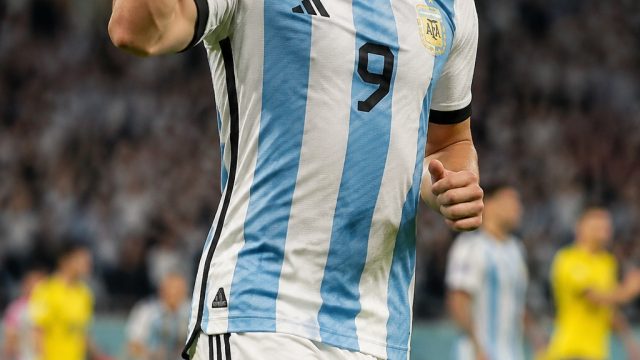 Julian Alvarez Transfer Buzz: Implications for Argentina's World Cup Aspirations
